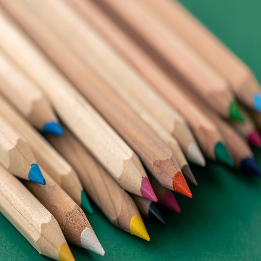 What Makes the Best Colored Pencil Wood?